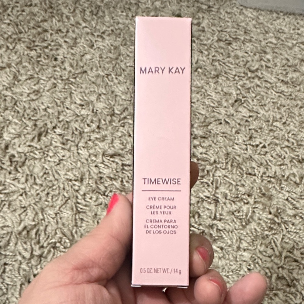 Mary Kay Timewise Eye Cream in Soft Pink Packaging